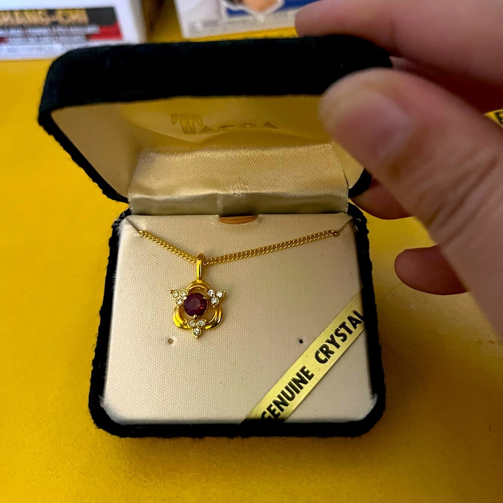 VTG Tacoa Cubic Zirconia necklaces